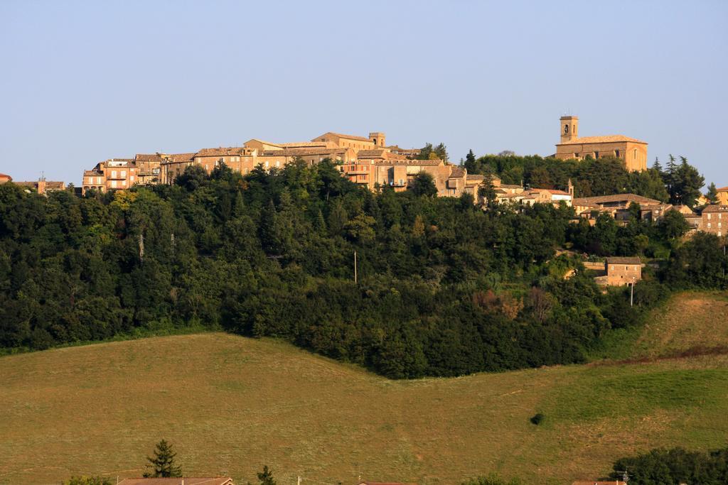 Agriturismo Fara Hotell Montegiorgio Exteriör bild