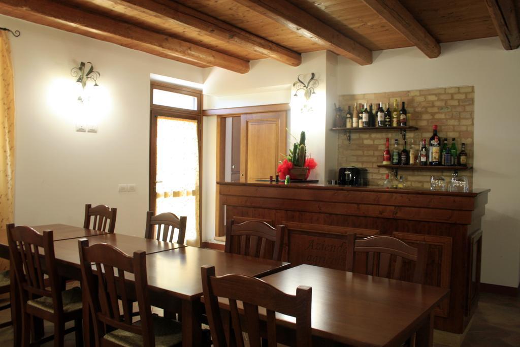 Agriturismo Fara Hotell Montegiorgio Exteriör bild