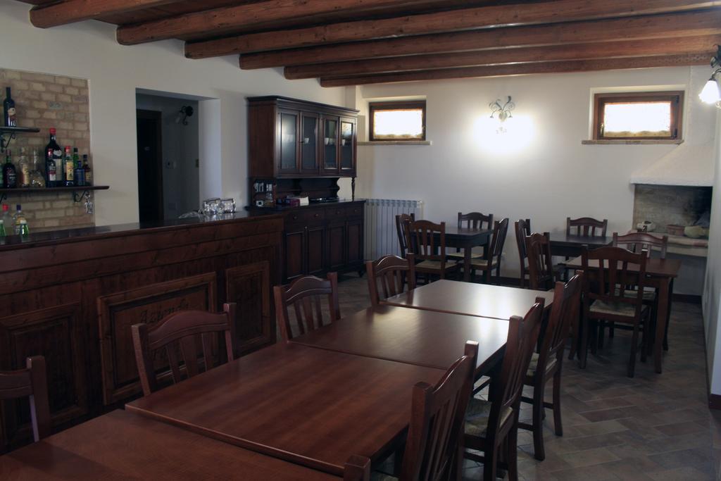 Agriturismo Fara Hotell Montegiorgio Exteriör bild