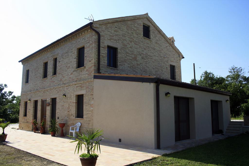 Agriturismo Fara Hotell Montegiorgio Exteriör bild