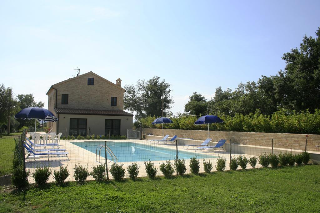 Agriturismo Fara Hotell Montegiorgio Exteriör bild